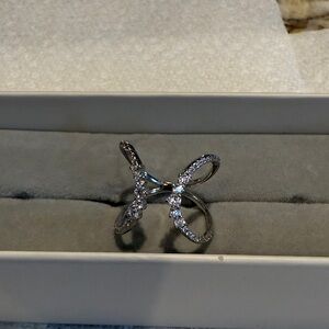 Elegant Silver Infinity Ring size 7